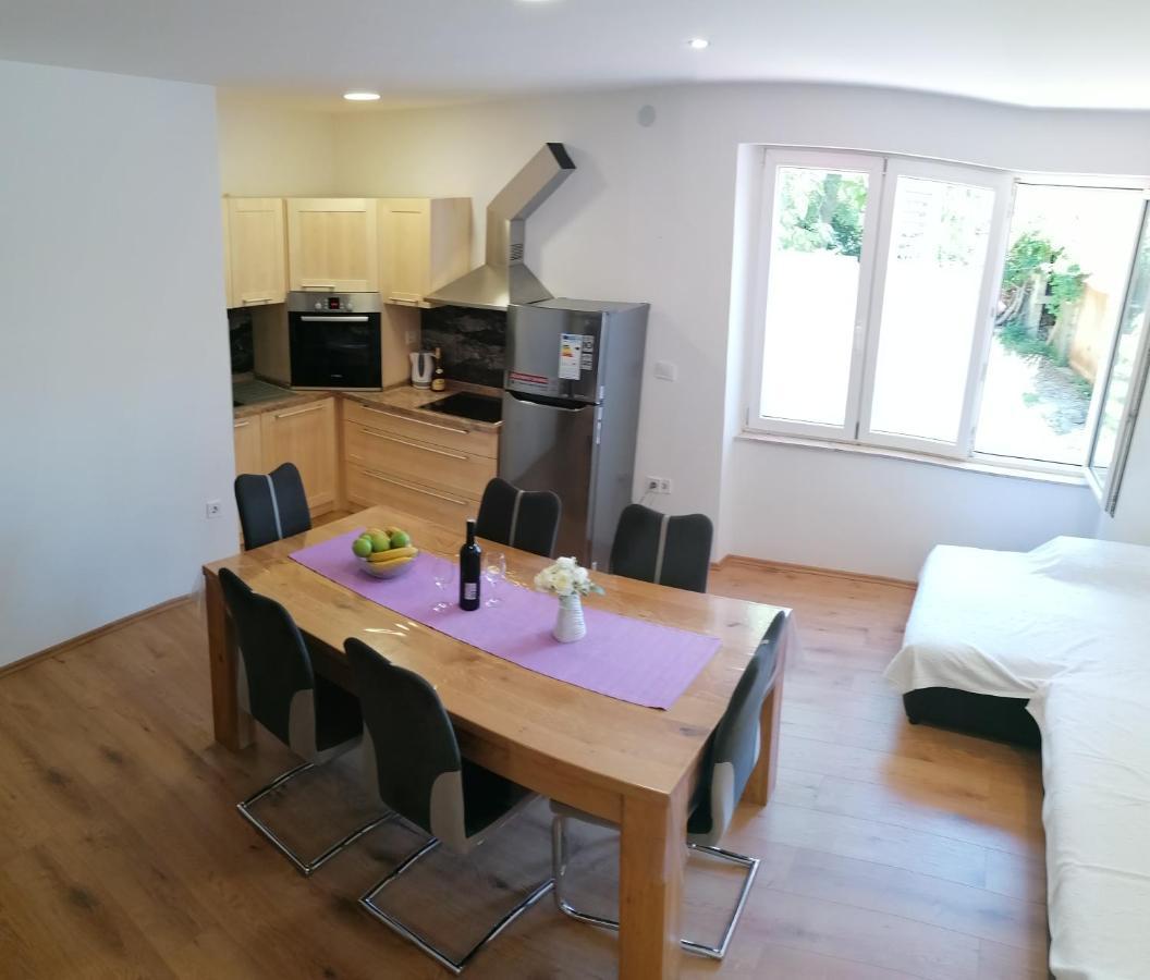 Apartment "B" 50 M From The Beach ซาดาร์ ภายนอก รูปภาพ