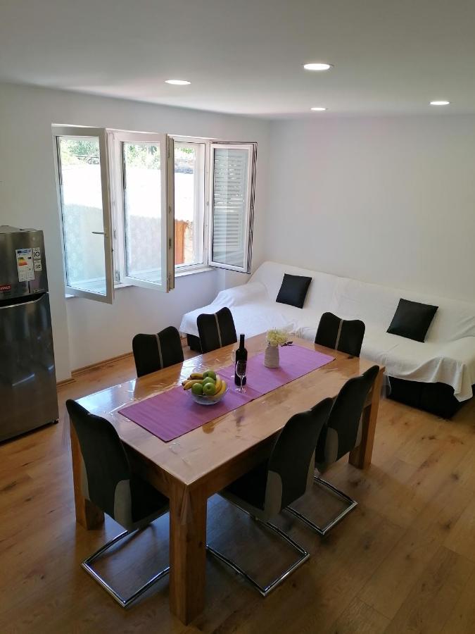 Apartment "B" 50 M From The Beach ซาดาร์ ภายนอก รูปภาพ