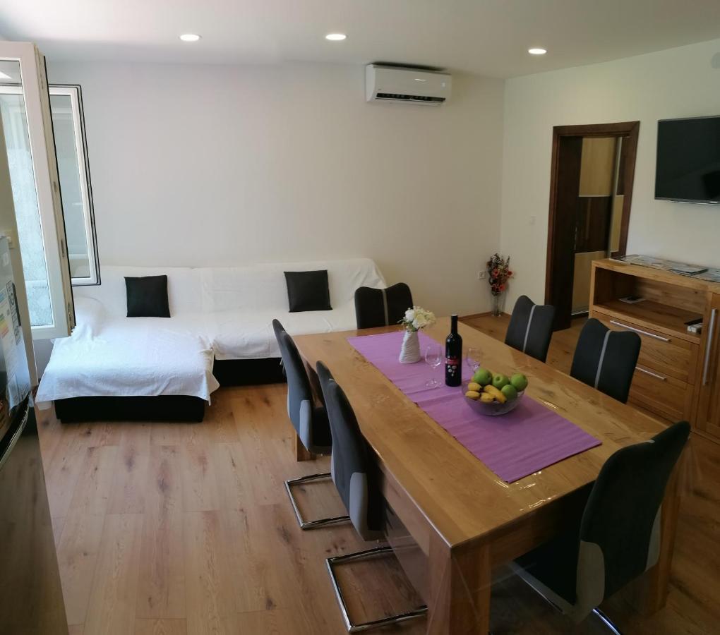 Apartment "B" 50 M From The Beach ซาดาร์ ภายนอก รูปภาพ