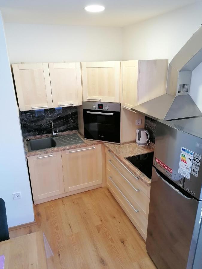 Apartment "B" 50 M From The Beach ซาดาร์ ภายนอก รูปภาพ